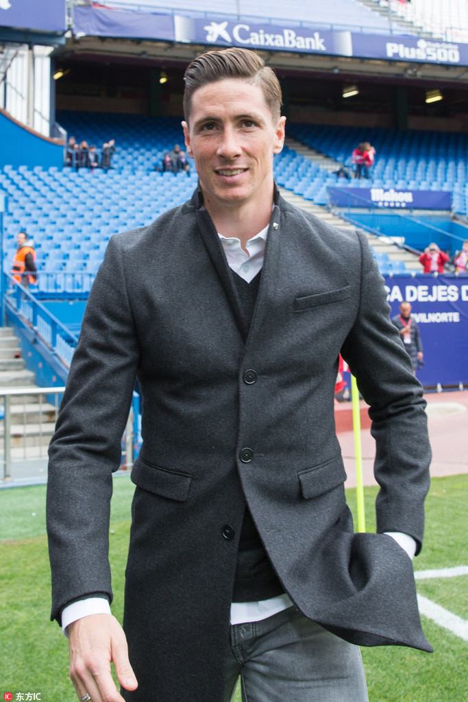 关于埃因霍温训练开放日，赛前队长鼓劲引欢呼，NBA常规赛在即，年轻球员得到机会的信息